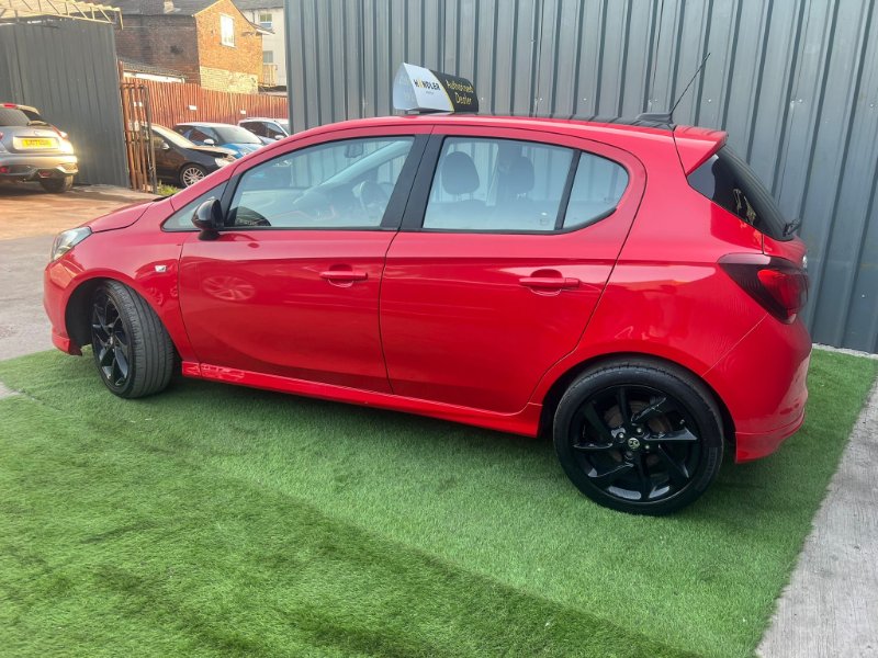 Red Vauxhall Corsa 1.4i ecoTEC SRi VX Line Nav Black Hatchback 5dr Petrol Manual Euro 6 90 ps