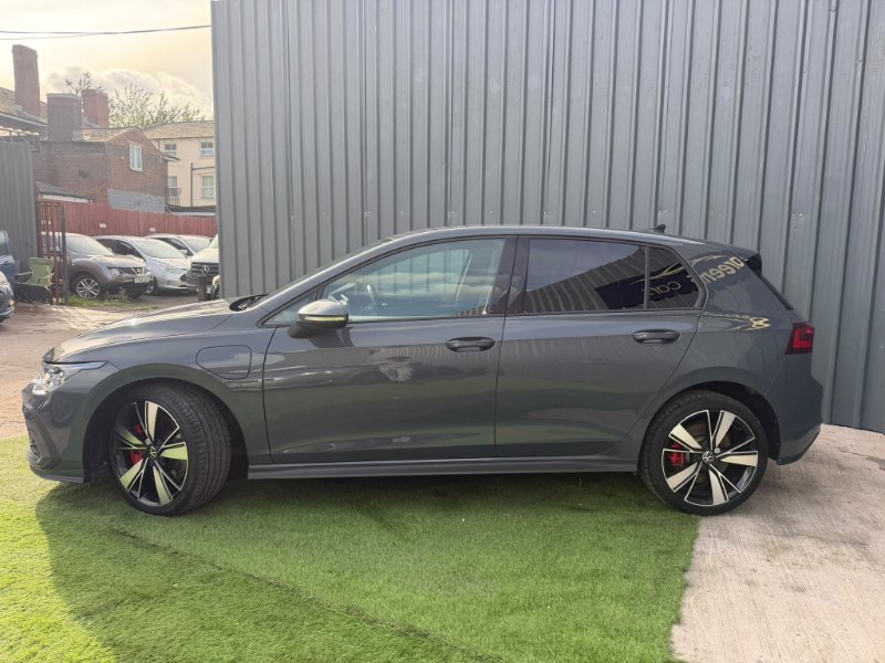 Grey 2023 Volkswagen Golf 1.4 TSI 13kWh GTE Hatchback 5dr Petrol Plug-in Hybrid DSG Euro 6 s/s 245 ps in Oldbury
