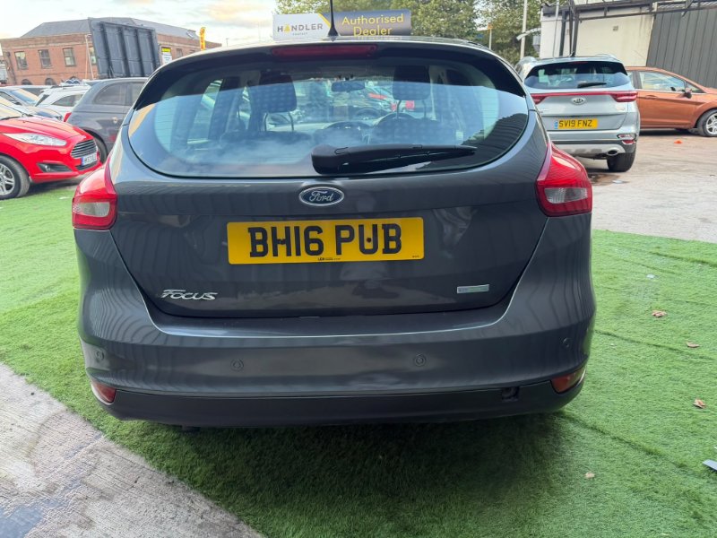 2016 Ford Focus Hatchback 1.0T EcoBoost Zetec Hatchback 5dr Petrol Auto Euro 6 s/s 125 ps