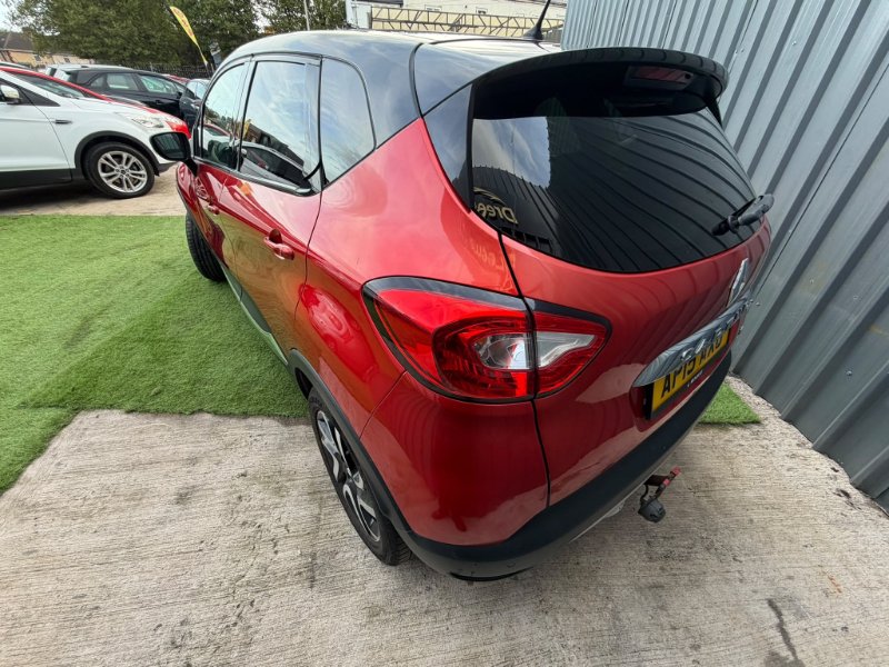 Renault Captur 1.2 TCe Signature SUV 5dr Petrol EDC Euro 5 120 ps for sale in Oldbury