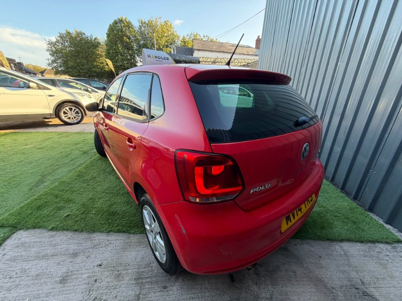 Red 2014 Volkswagen Polo 1.4 Match Edition Hatchback 5dr Petrol Manual Euro 5 85 ps in Oldbury