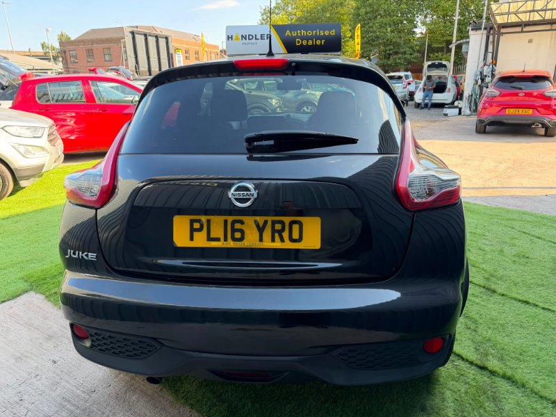 Black 2016 Nissan Juke 1.2 DIG-T Tekna SUV 5dr Petrol Manual Euro 6 s/s 115 ps in Oldbury