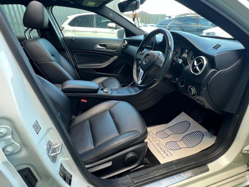 WhatsApp Image 2026-04-13 at 15.28.03 (2).jpeg