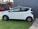 White Hyundai i10 1.2 SE Hatchback 5dr Petrol Auto Euro 5 87 ps