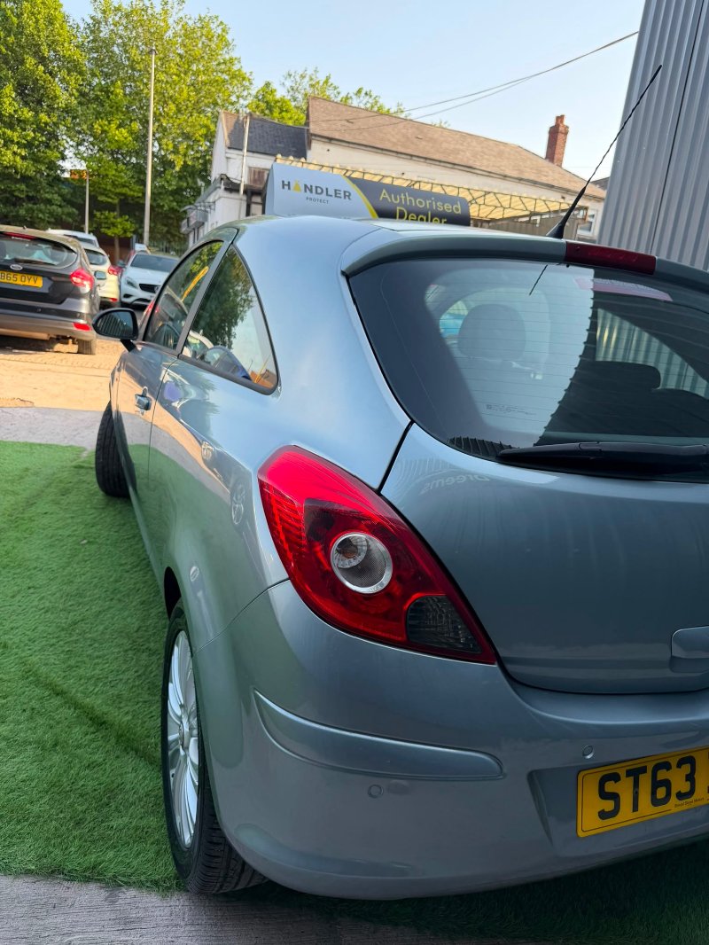 2013 Vauxhall Corsa Hatchback 1.4 16V SE Hatchback 3dr Petrol Auto Euro 5 100 ps