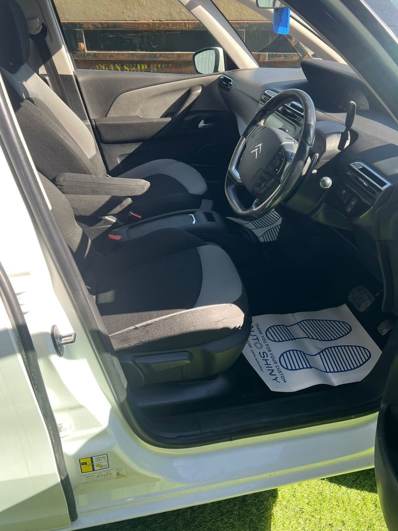 WhatsApp Image 2026-03-17 at 07.00.31 (1).jpeg